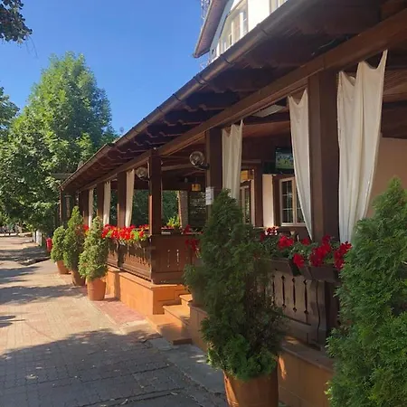 Montana 3* Curtea de Argeş